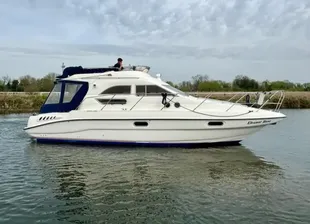 2002 Sealine F33