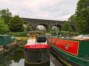 Luxemotor 50ft Narrowboat with Residential London Mooring - Stern