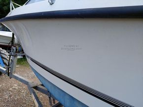 Shetland 570  - Hull Close Up