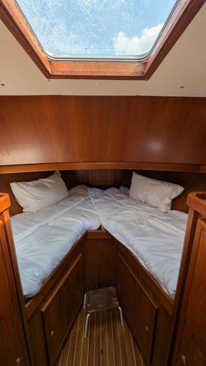 Fore cabin