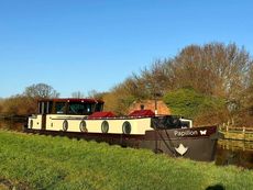 Papillon - 58' Dutch Barge