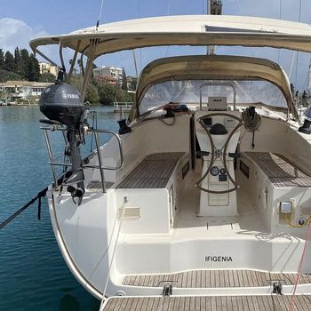 Bavaria cruiser  36