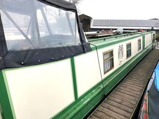 Willow Inaya 54ft 1989 4 berth cruiser stern narrowboat