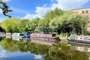 40ft Narrowboat with Residential Mooring, London