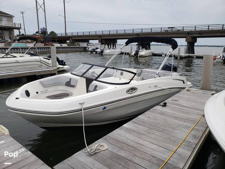 2023 Bayliner vr6