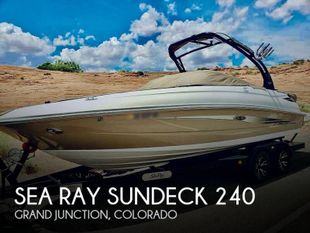 2015 Sea Ray 240 Sundeck