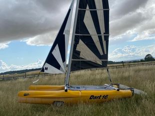 Dart 16 sailing catamaran