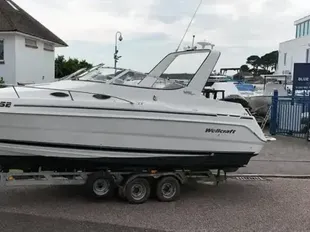 2000 Wellcraft Martinique 2600