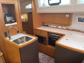 2013 Bavaria Vision 42 6