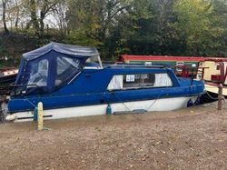 The Jays-19ft 1976 Dawncraft Dandy 2 berth GRP motor cruiser