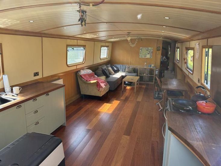 Reduced. Wide beam 60 by 12ft  Eurocruiser 2018