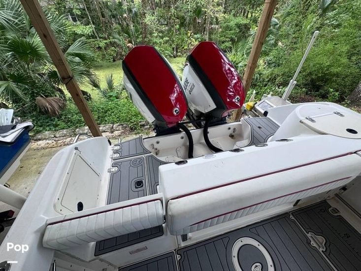 2000 Boston Whaler outrage 230