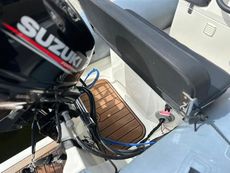 2019 Brig F330