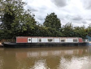 Royal Commission-55ft 1996 John White 6 berth cruiser stern narrowboat