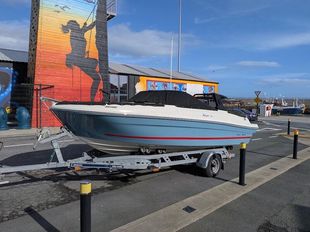 Bayliner VR4 Bowrider low engine hours