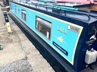 Valya - A 45ft 2000 Southwest Durham Steelcraft 4 berth cruiser stern