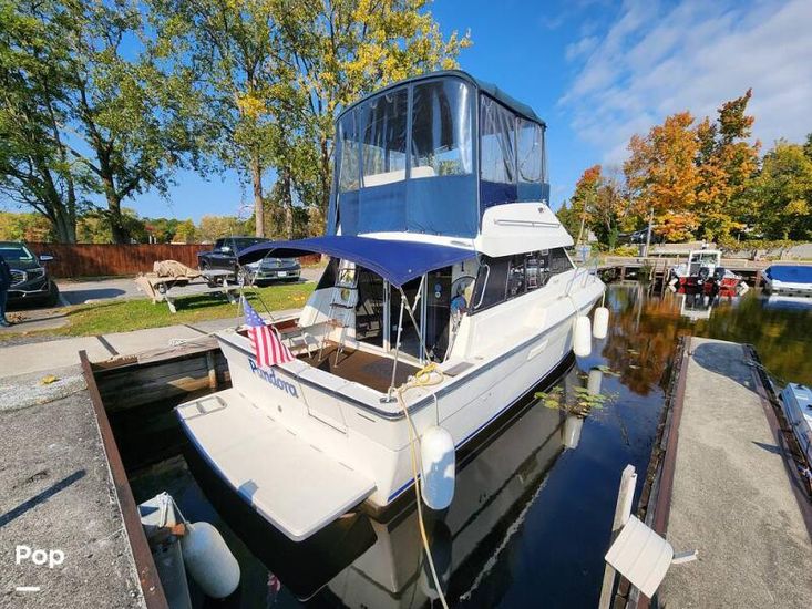 1990 Silverton 34 convertible