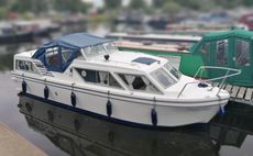 Viking 26 Centre Cockpit Cruiser