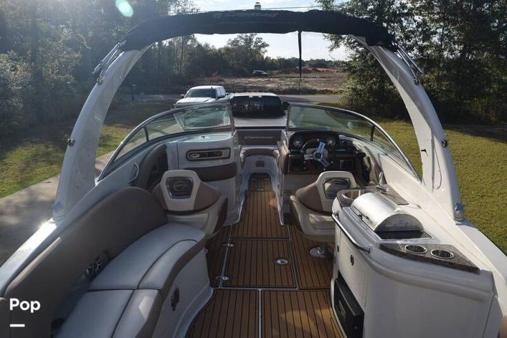 2019 Crownline e285
