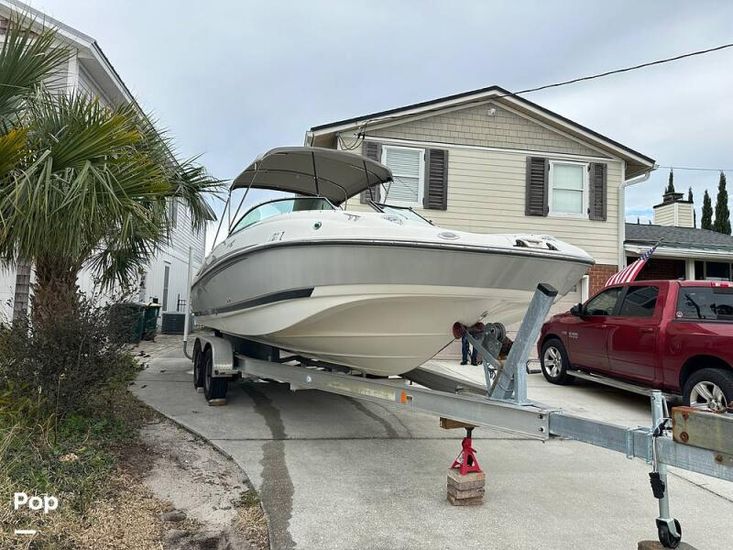 2008 Monterey 263 explorer