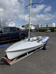 470 GBR 853