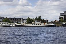 Spectacular 30 metre Luxemotor Dutch barge, SW6