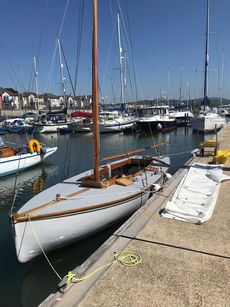 Classic Racing Yacht