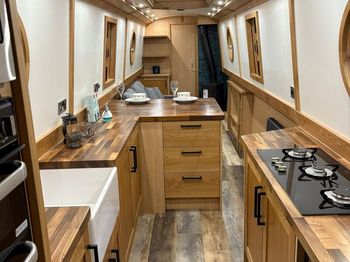 BESPOKEBOAT CO NEW BUILD NARROWBOAT