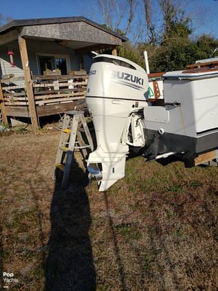 1990 Robalo 2320