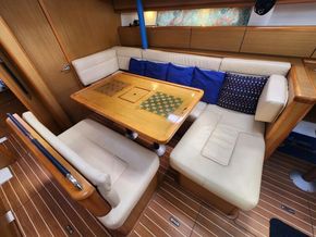 Jeanneau Sun Odyssey 44i  - Saloon