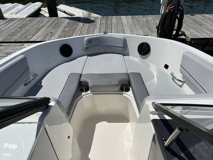 2023 Bayliner vr6