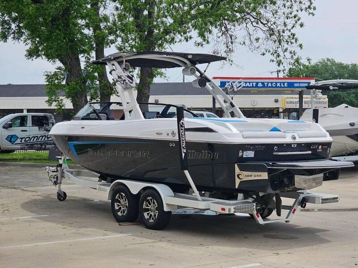 2016 Malibu wakesetter 23 lsv