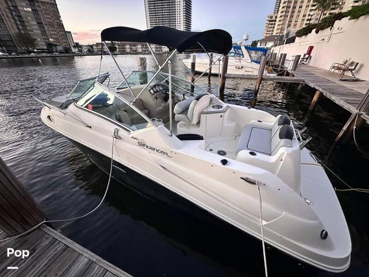 2007 Sea Ray 240 sundancer