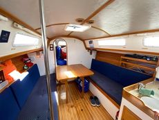 1998 J Boats 32
