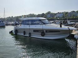 Jeanneau NC9 Cruiser 2013