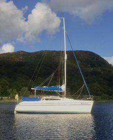 Sportina 730 with lake Coniston mooring