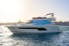 2025 Prestige 520