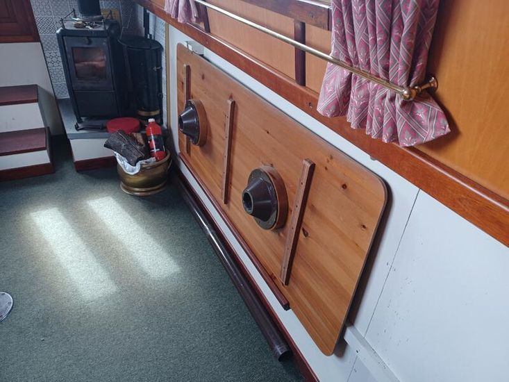 R W Davis traditional Stern