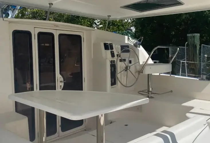 2003 Robertson And Caine leopard 38