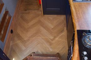 LVT parquet floor with borders kitchen