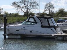 2007 Rinker 280 Express Cruiser