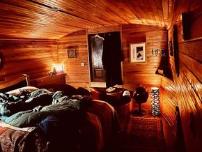 Sleeping cabin 