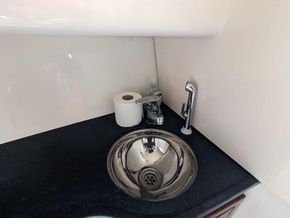 2005 aquador 28c power 9362749 20240425033138432 1 XLARGE