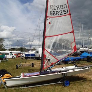 Musto Skiff 251