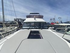 2021 Jeanneau Merry Fisher 1095  Flybridge