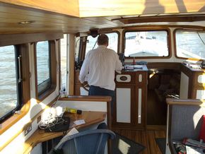 Wheelhouse and interior steering position