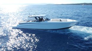 2023 CANADOS GLADIATOR 493 GRAND