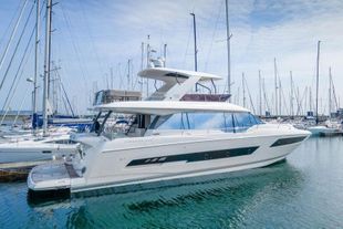 2022 Prestige 690