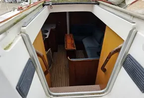 Beneteau Oceanis 320 for sale with BJ Marine