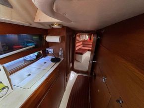 Moody 346 Aft cabin - Galley